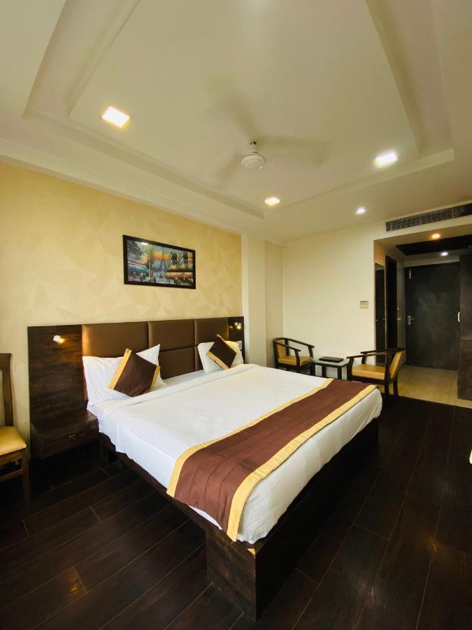 Hotel Ss Grandeur Lucknow Ngoại thất bức ảnh