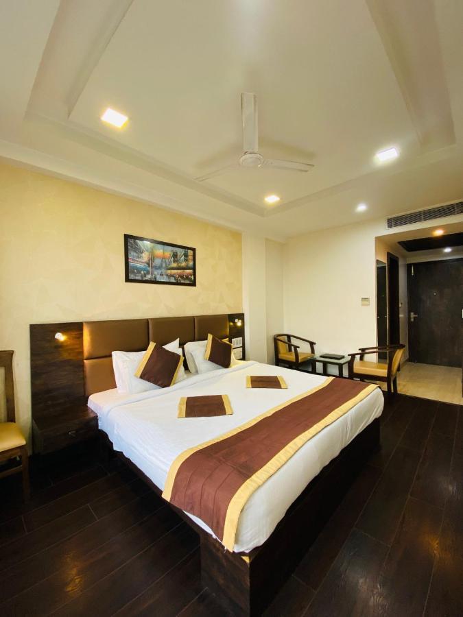 Hotel Ss Grandeur Lucknow Ngoại thất bức ảnh