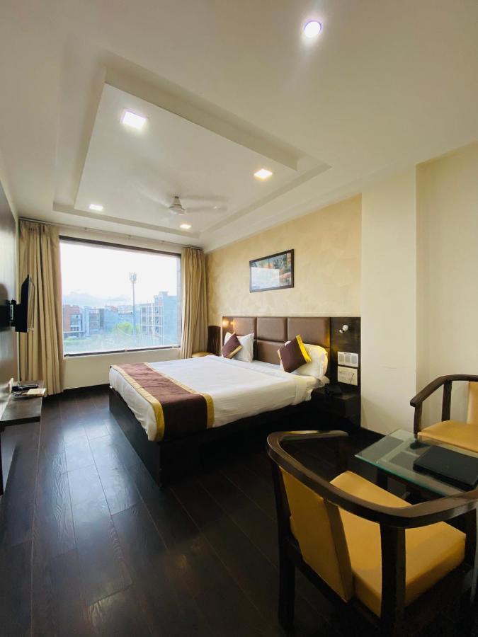 Hotel Ss Grandeur Lucknow Ngoại thất bức ảnh